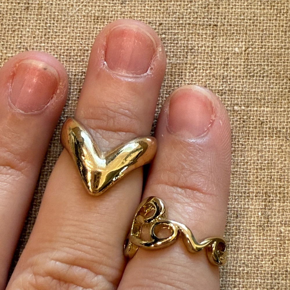 🎉 BOGO 🎉 Gold Ring Set
